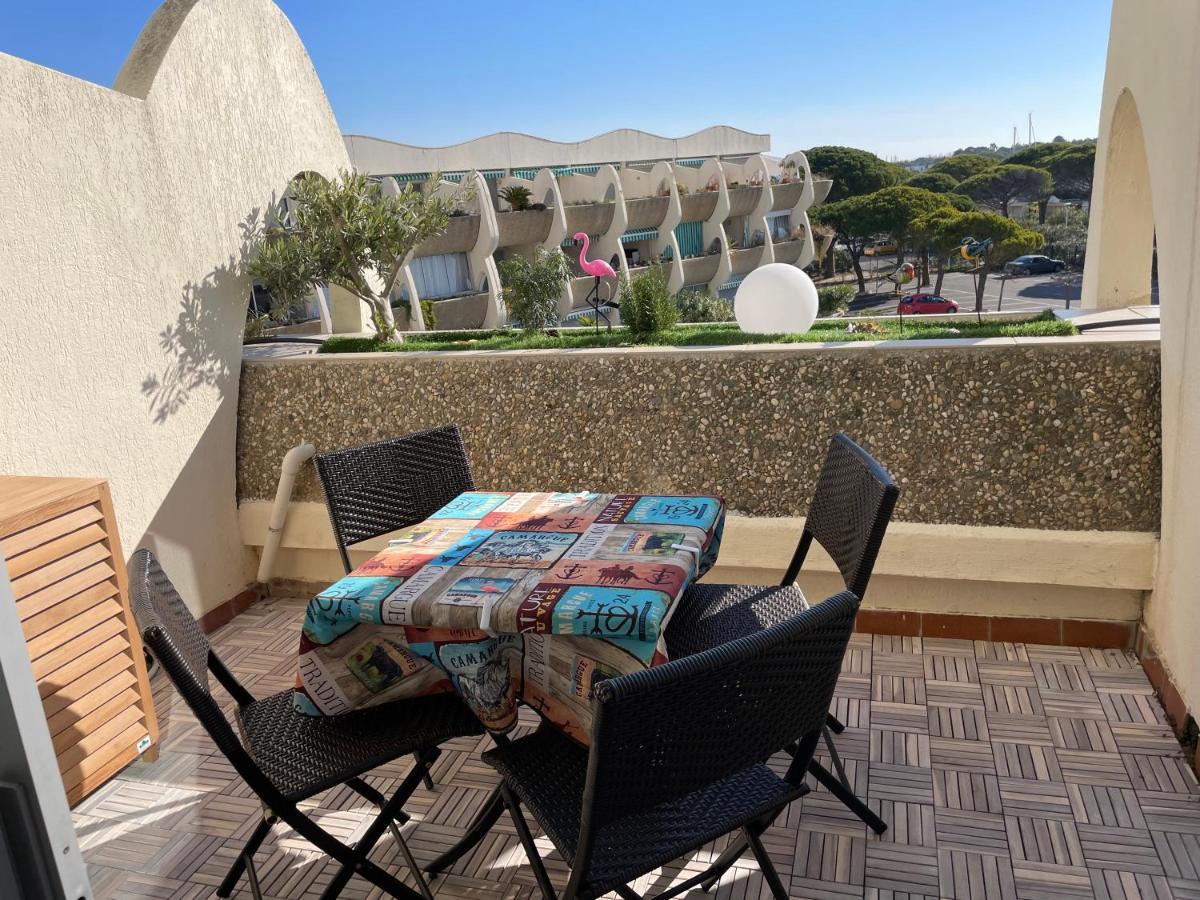 Superbe Studio, Terrasse, Piscine, Parking 르그로뒤후아 외부 사진