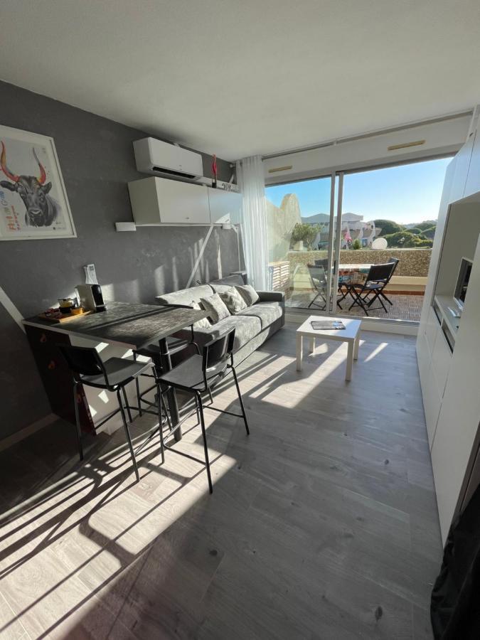 Superbe Studio, Terrasse, Piscine, Parking 르그로뒤후아 외부 사진